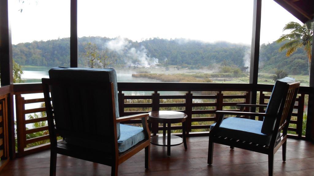 Green Lake Linow Hotel Tomohon Habitación foto