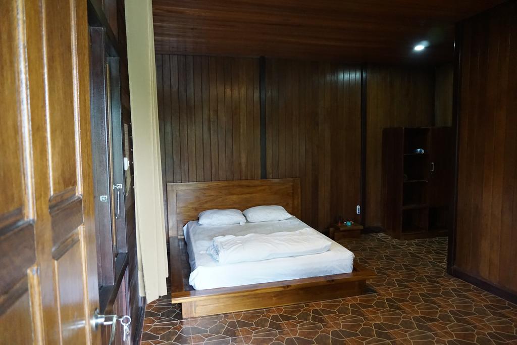 Green Lake Linow Hotel Tomohon Exterior foto