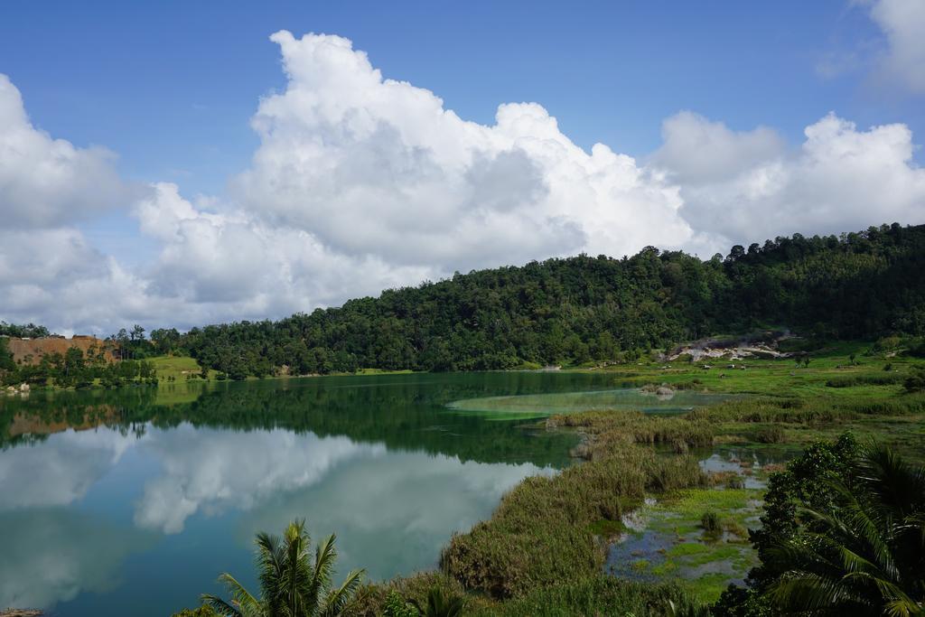 Green Lake Linow Hotel Tomohon Exterior foto