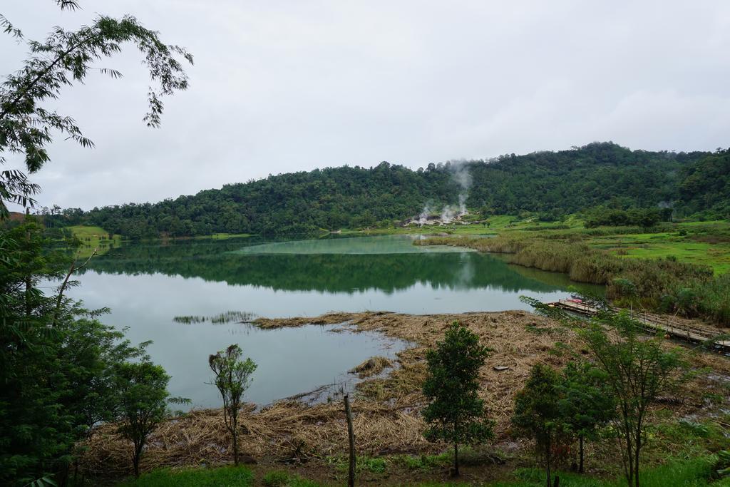 Green Lake Linow Hotel Tomohon Exterior foto
